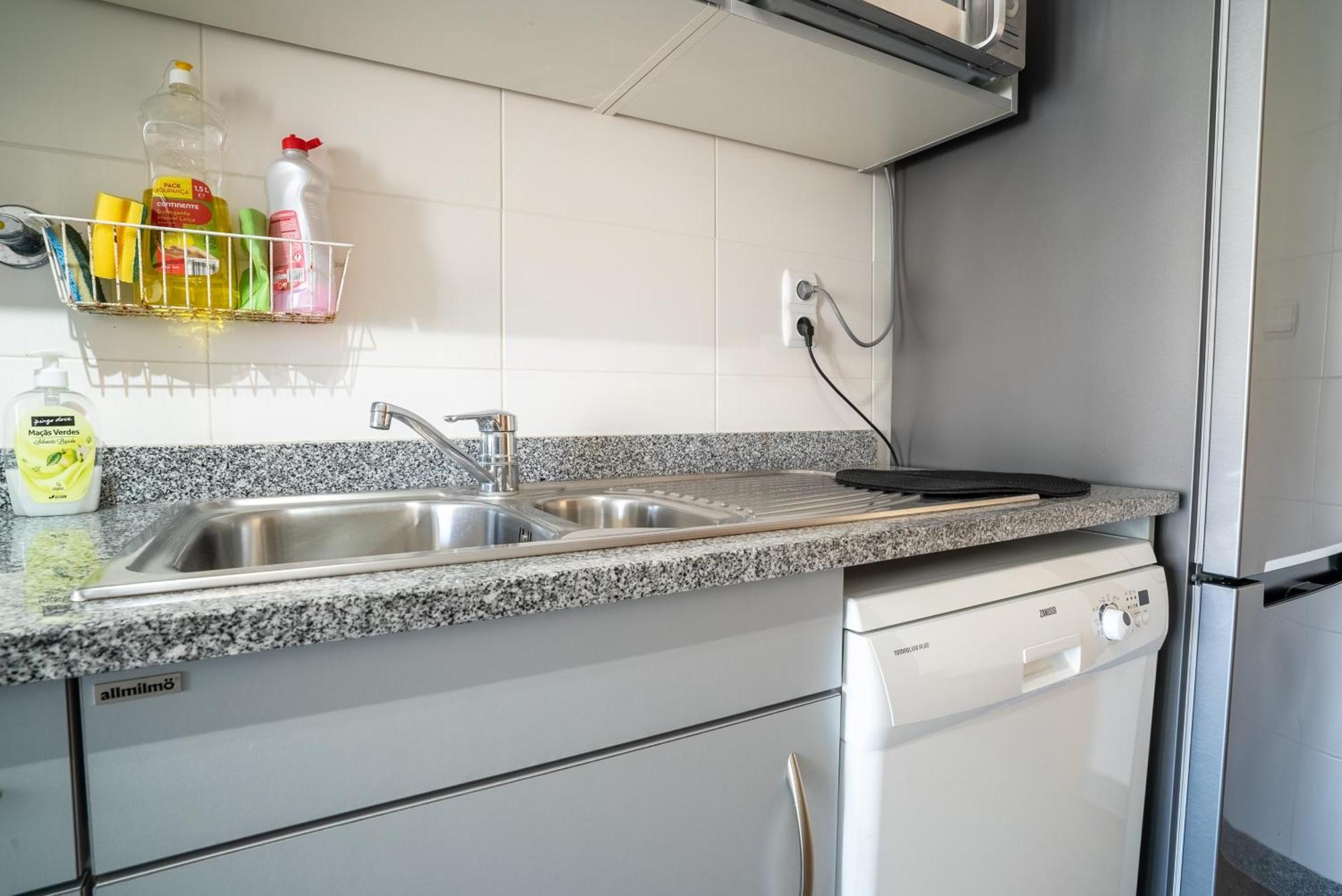 Green Park Ajuda Apartment 丰沙尔 外观 照片
