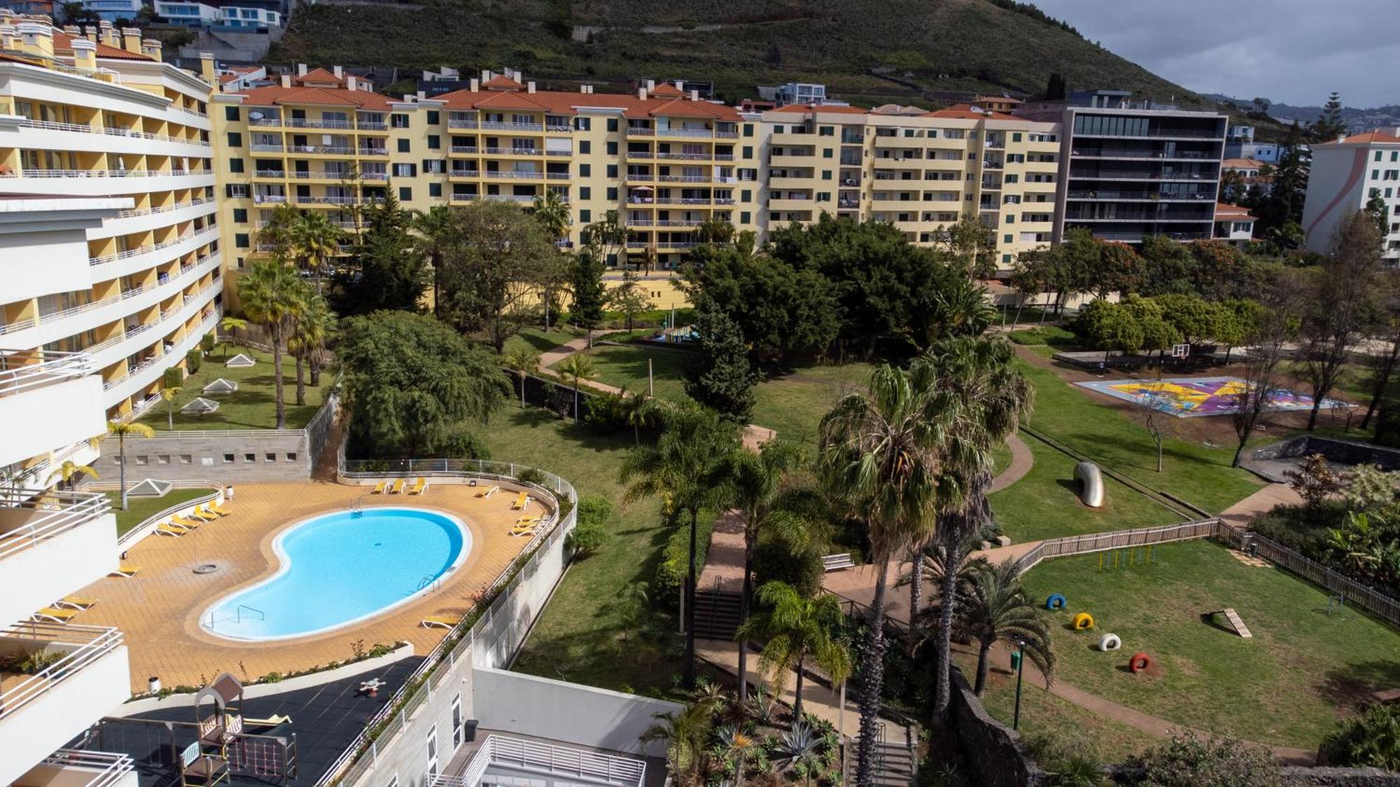 Green Park Ajuda Apartment 丰沙尔 外观 照片